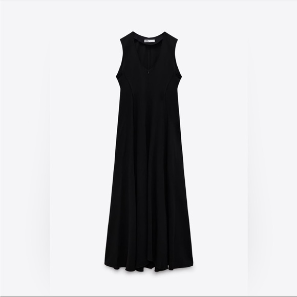 Limited edition black maxi dress NWT - Picture 2 of 4